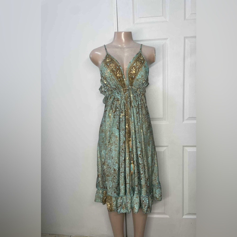 Vic Bee Elegant Backless Dress